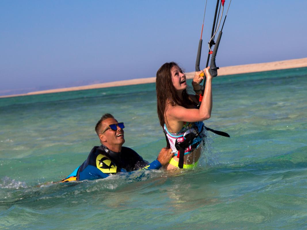 Kitesurfing lessons Hurghada