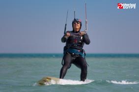 Hurghada kitesurfing lessons near me